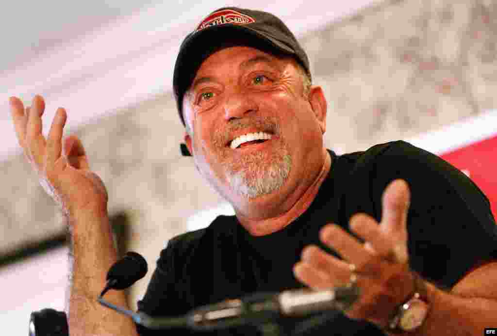 Billy Joel durante una rueda de prensa en Johanesburgo, Sudáfrica. (2006).
