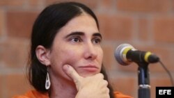 Yoani Sánchez durante una ponencia impartida en la Universidad Iberoamericana, en Ciudad de México (México).