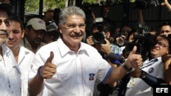 Norman Quijano, candidato de la opositora Alianza Republicana Nacionalista (ARENA).