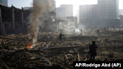 Imágenes revelan destrucción de Kyiv bajo bombardeo ruso