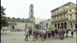 Ministro de Turismo de Cuba confirma aumento de turistas a la isla